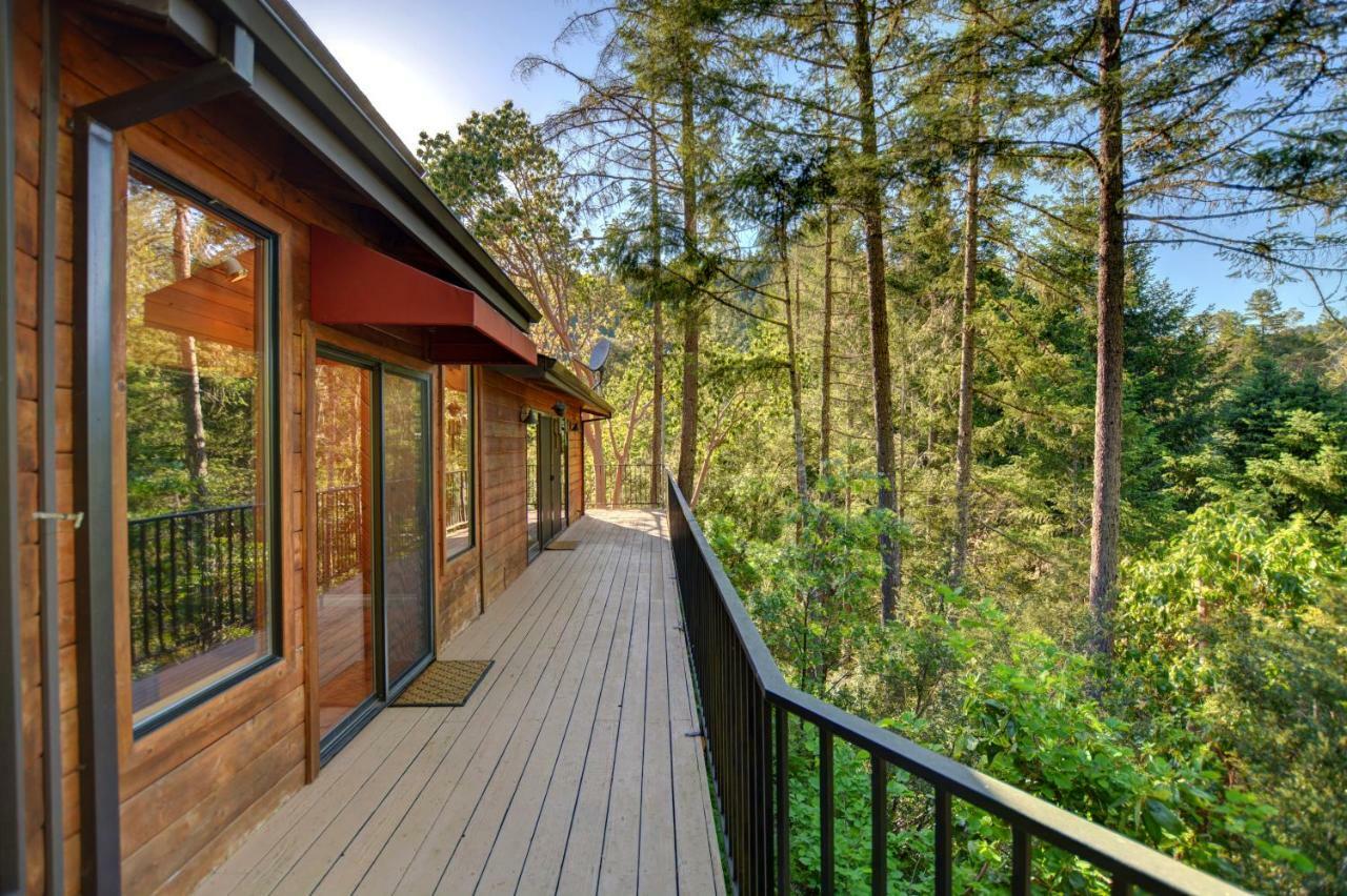 Morrisons Rogue River Lodge Merlin Exterior foto