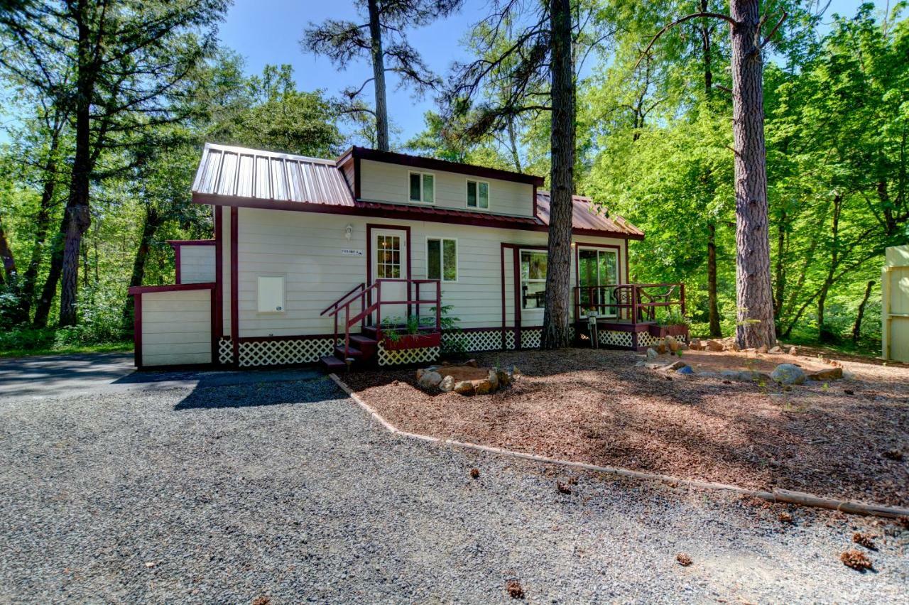 Morrisons Rogue River Lodge Merlin Exterior foto